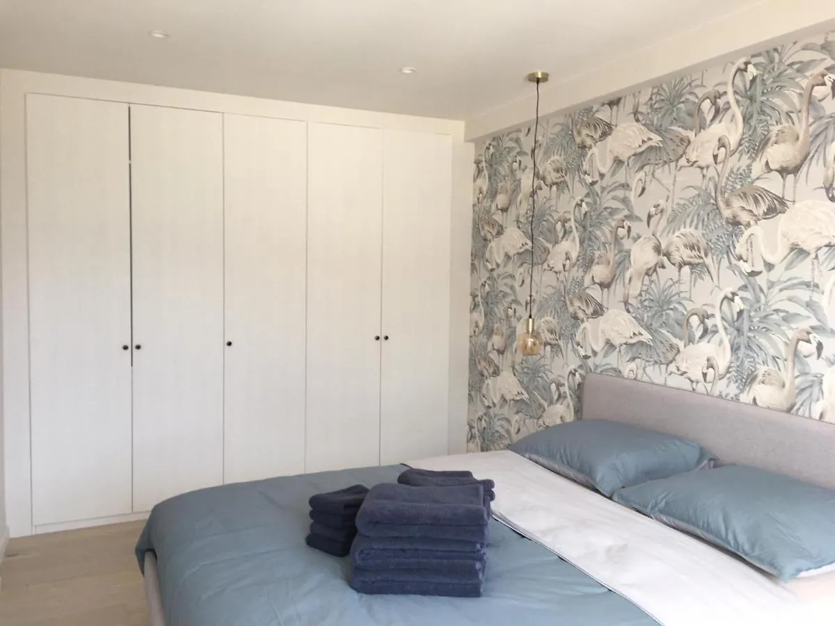 Astrid Apartman Ostende